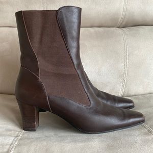 David Tate 12W Brown ankle boots